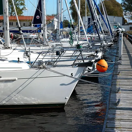 Steinfurths Huesing Gartenoase Insel Poel
